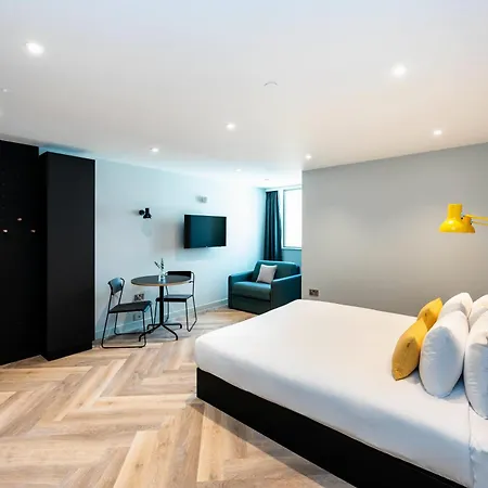 Appart hôtel Staycity Tivoli