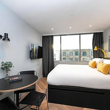 Staycity Tivoli 4*