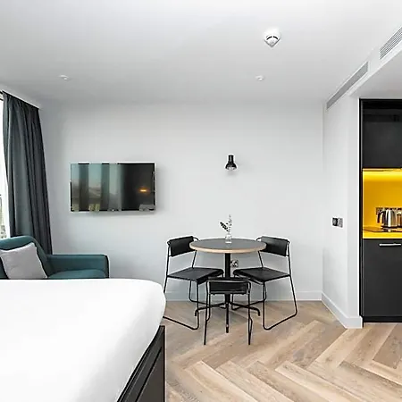 Staycity Tivoli 4*