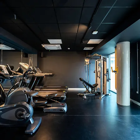 Staycity Tivoli Hotel 4*