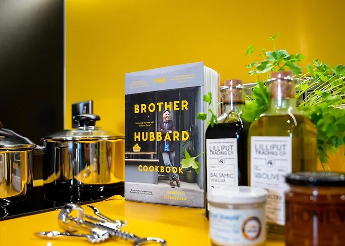 מלון Staycity Tivoli