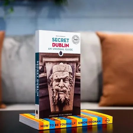 Staycity Tivoli شقة فندقية